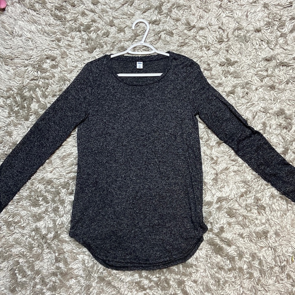 Black long sleeve shirt, size Small Tall